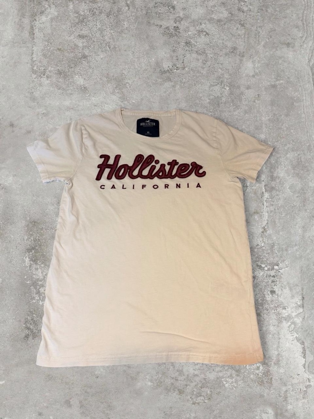 Hollister Cream Short Sleeve Tee with Burgundy Script